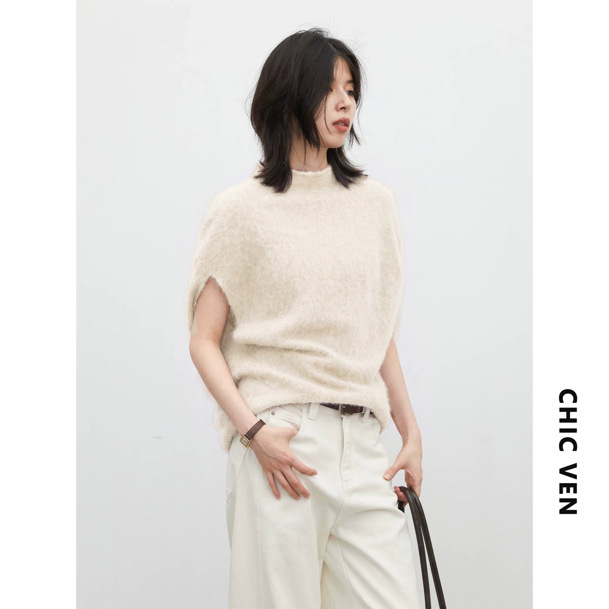 Oversized Turtleneck Wool-Blend Vest – Women