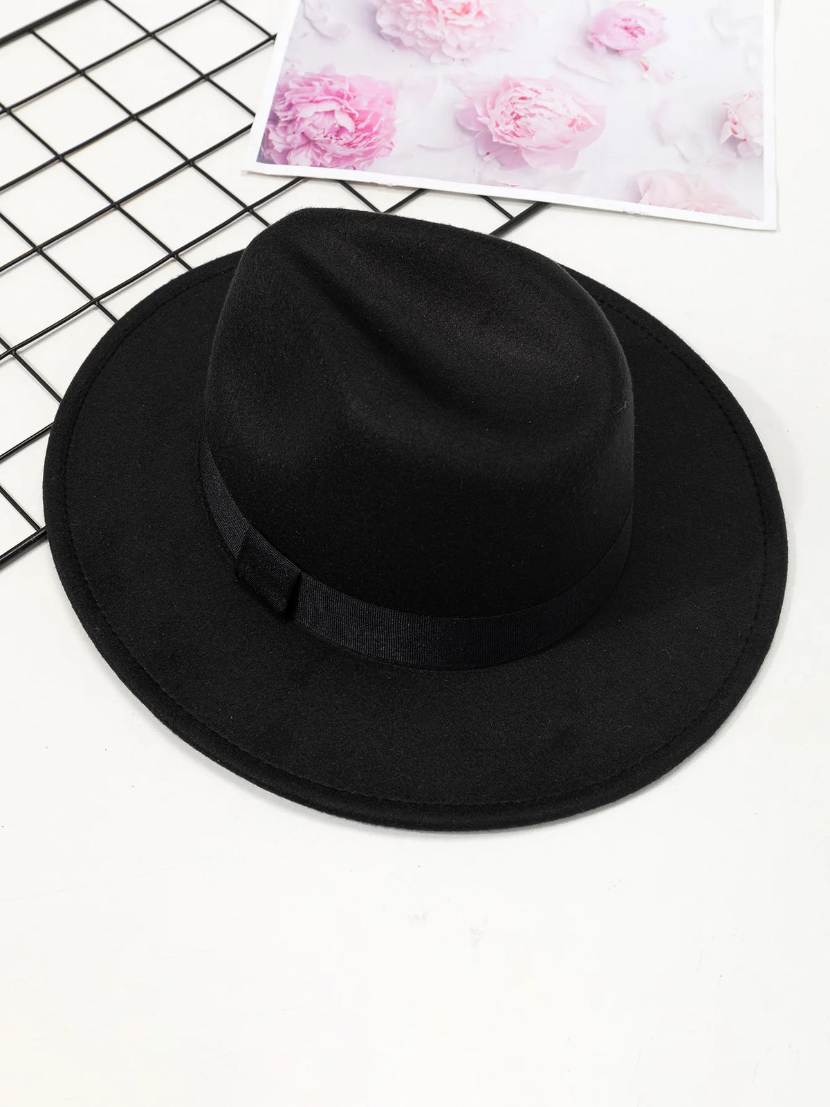 Wide-Brim Wool Fedora Hat – Unisex