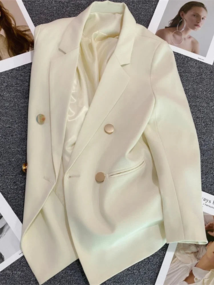 Double-Breasted Tailored Blazer – Women