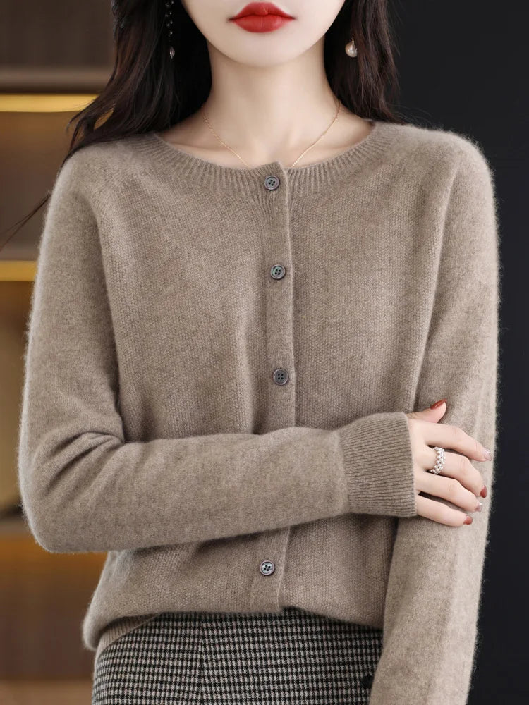Cardigan col rond en laine mérinos – Femme