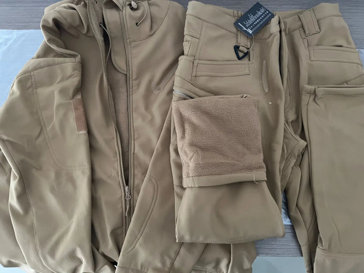 Softshell Fleece Hooded Cargo Jacket – Men