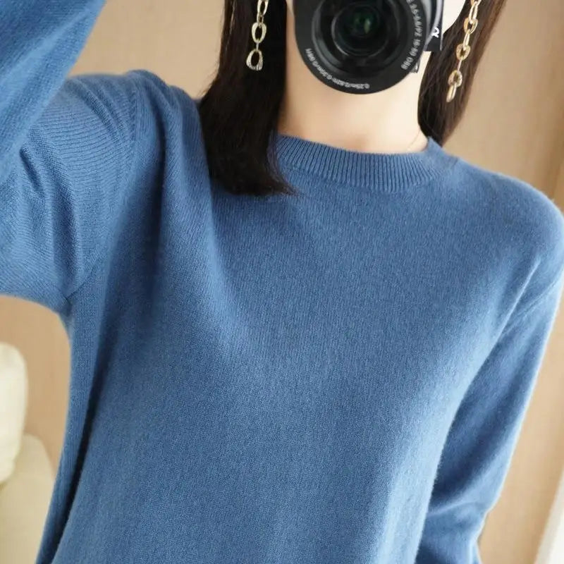 Pull fin en maille à col rond – Femme